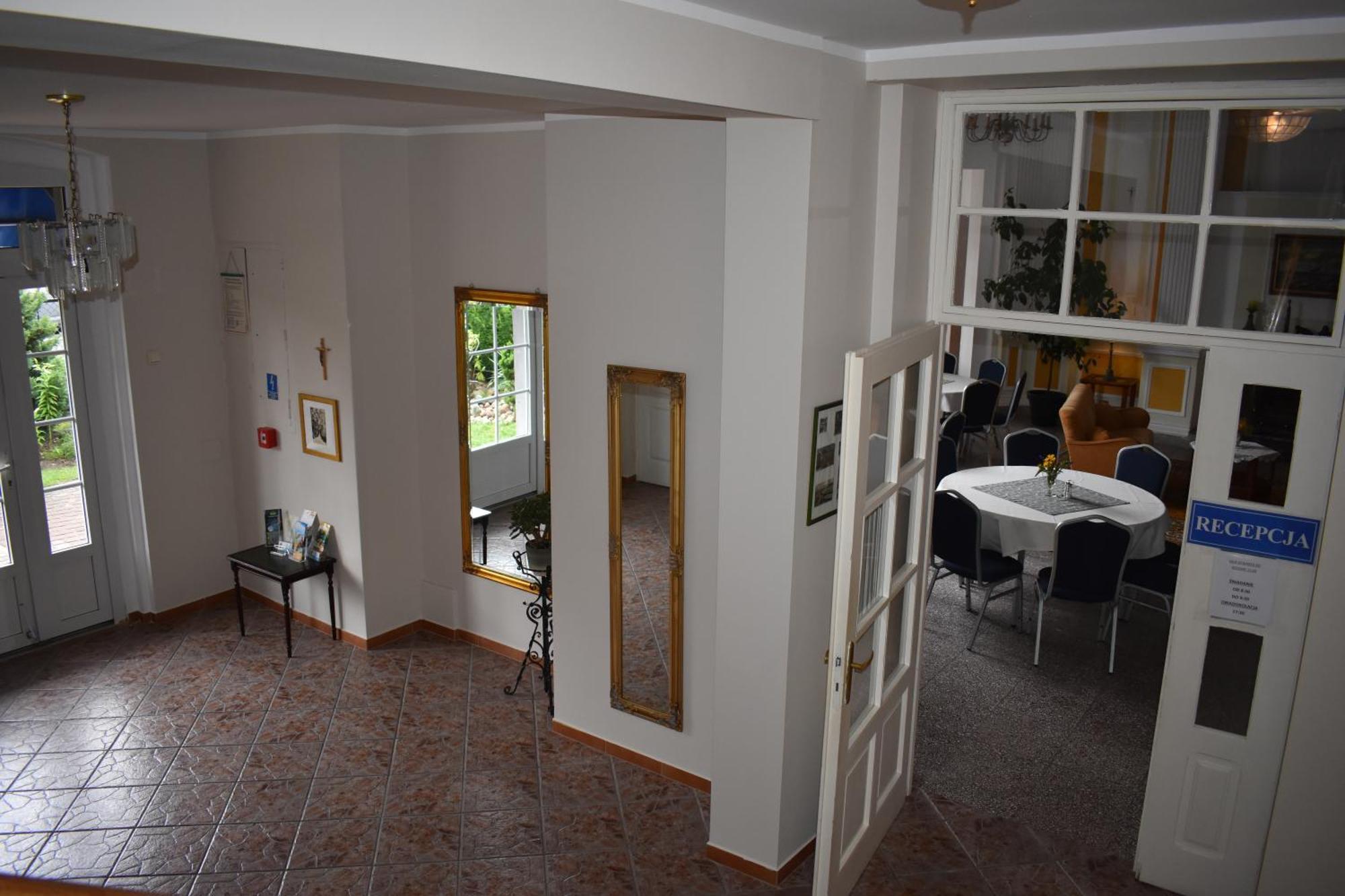 Hotel Eden à Wisełka Extérieur photo